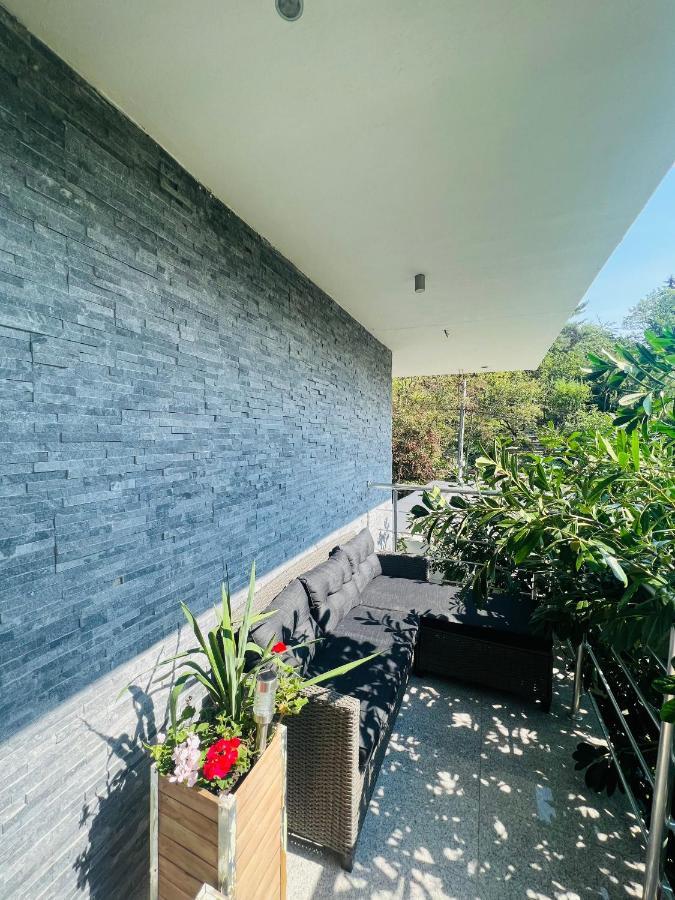 Business Box Apartment Bratislava Luaran gambar